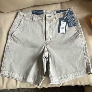 Vineyard Vines Tan Flat Front Men Shorts